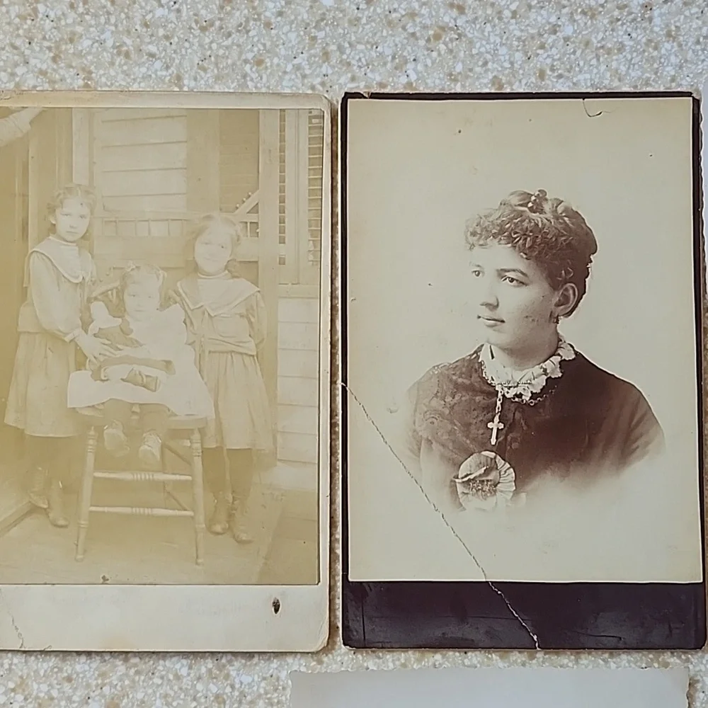 Vintage Photographs 1949 & Earlier - Picture 2 of 14